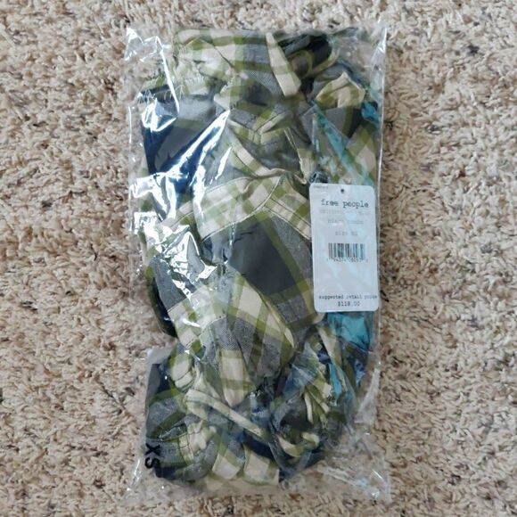 NEW $118 Free People Pacific Dawn Plaid Shirt XS Black - Picture 12 of 15